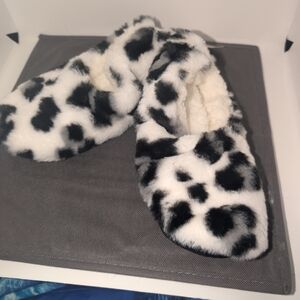 Cozy Black and White Fuzzy Slippers